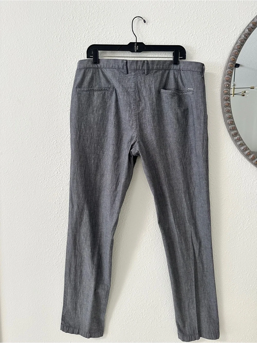 Hugo Boss Classic Gray Cotton Men’s Dress Pants 40R Neutral Essential